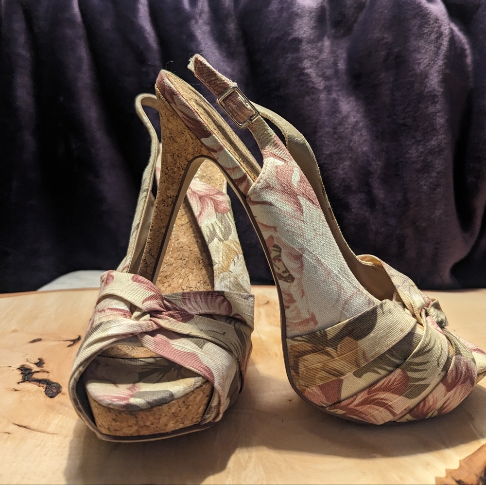ALDO peep toe slingback floral print heels
